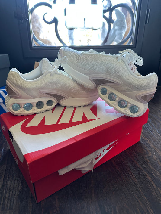 Nike Air Max DN Size